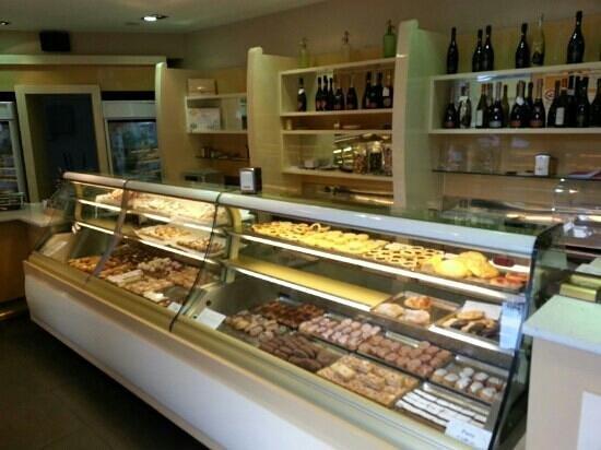 Pasticceria Modernissima Di Tiraforti Giovanni E C. SNC